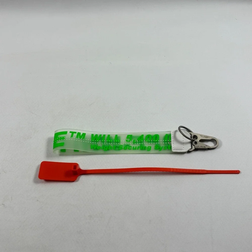 Off-White see photos